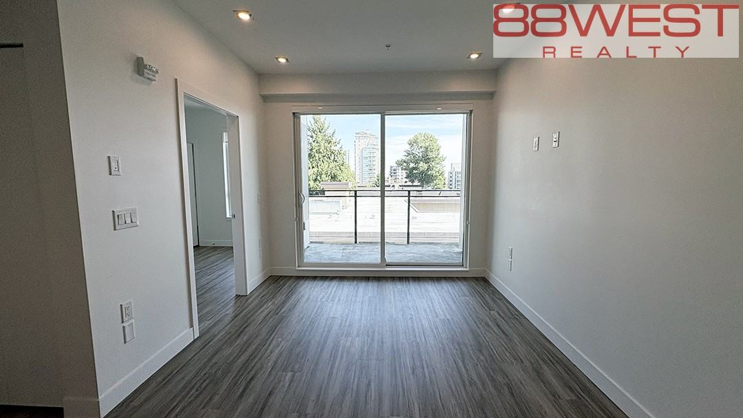 181 6th Street West #403 - Photo 7 of 26