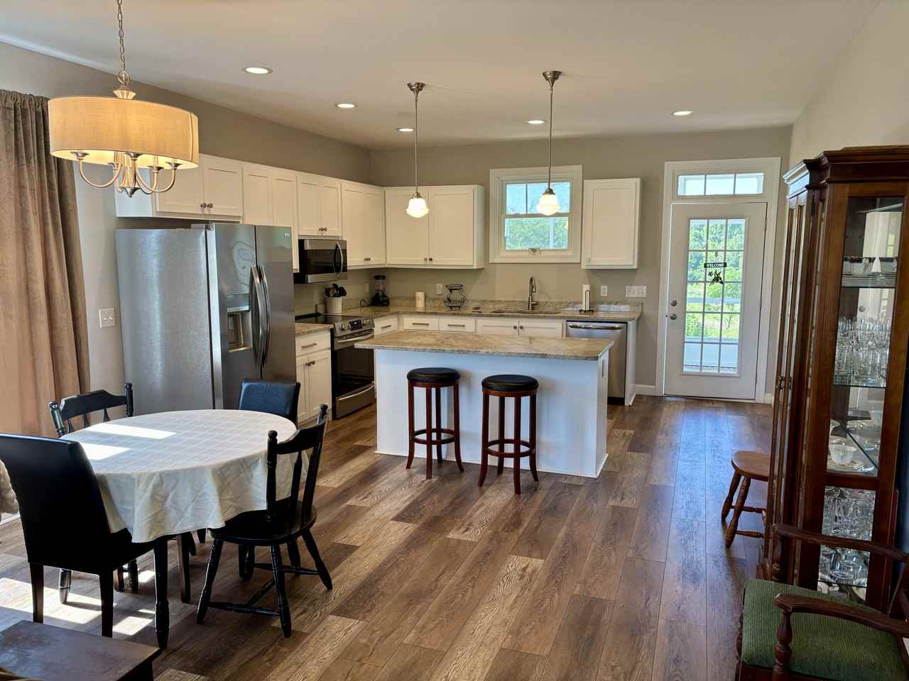 310 Big Pine Rd - Photo 6 of 27