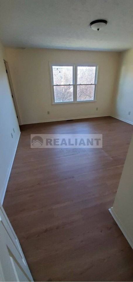 1412 Ritchie Ct - Photo 4 of 10
