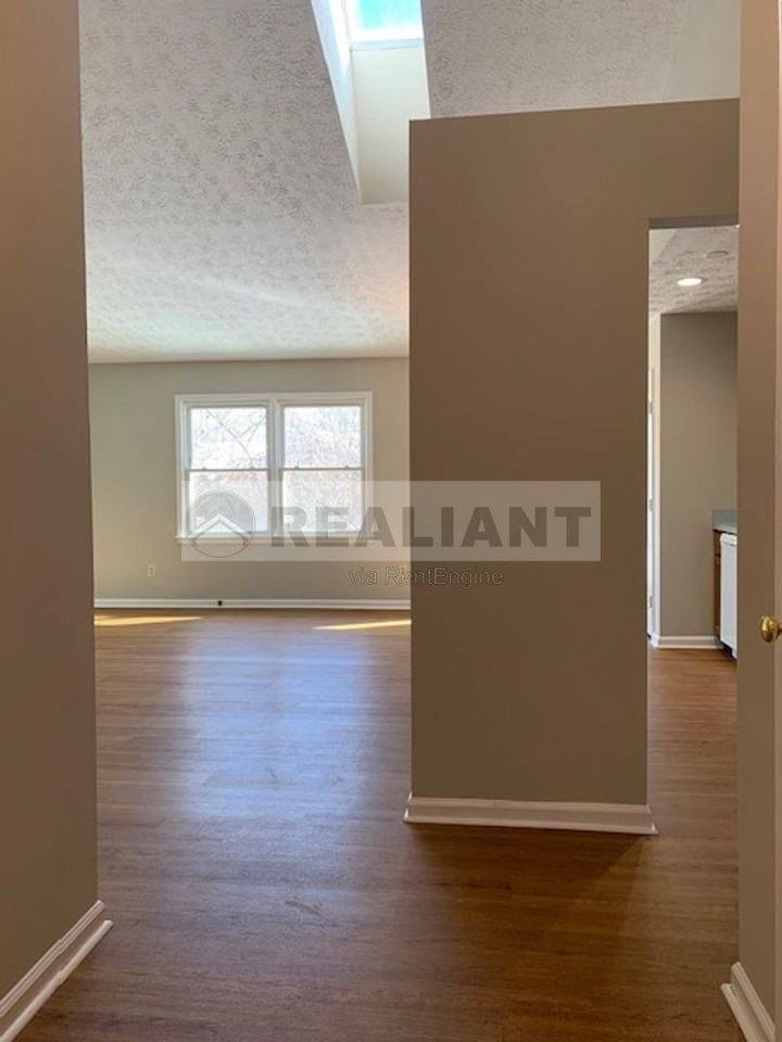 1412 Ritchie Ct - Photo 7 of 10
