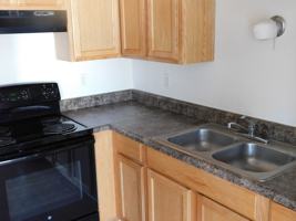 featured image of 450 W Kelso St