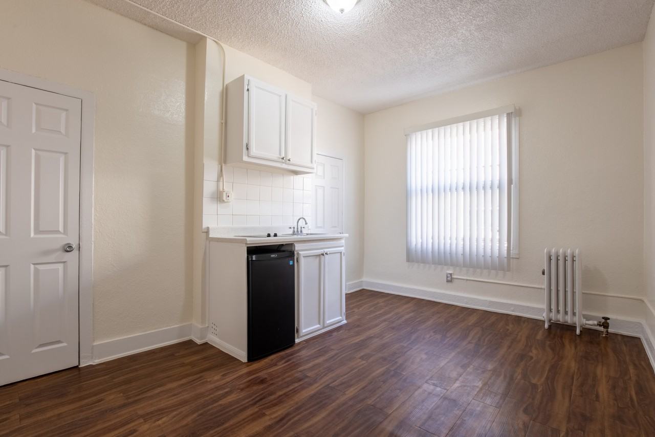 729 South Union Avenue #241 - Photo 2 of 18