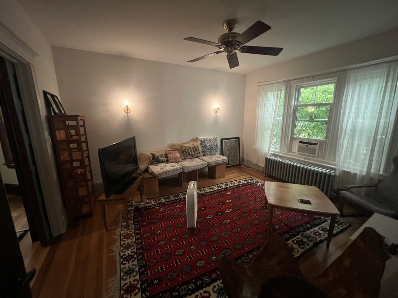 83 Lexington Ave - Photo 3 of 18