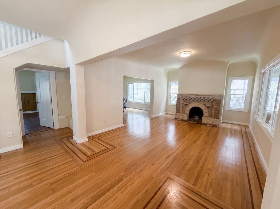 604 56th St - Photo 6 of 19