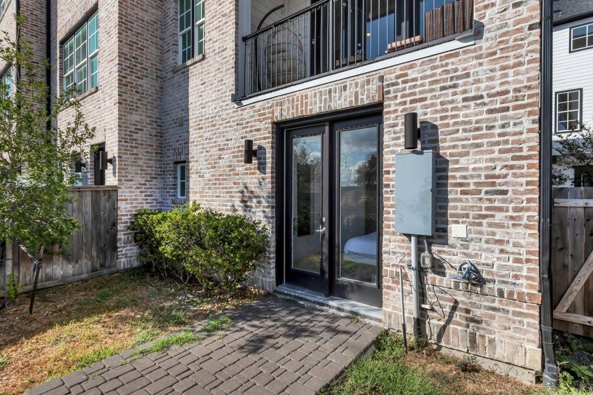 4128 Willowbend Blvd - Photo 5 of 16