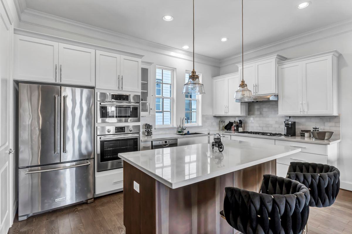 4128 Willowbend Blvd - Photo 6 of 16