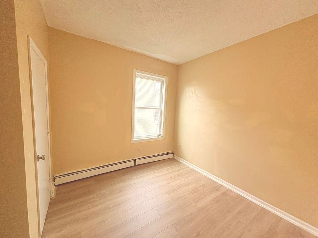 202 Bellevue St ##A - Photo 4 of 9