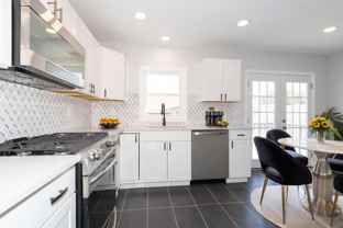 1170 Gruber Ave - Photo 1 of 1