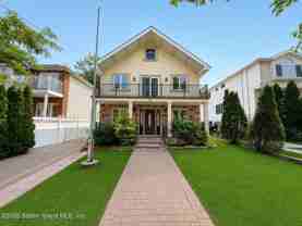 19 Hillcrest Ave - Photo 1 of 1
