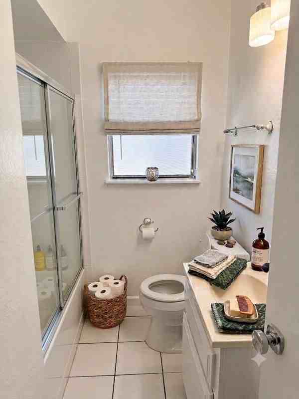 5870 Bowcroft St ##2 - Photo 5 of 12