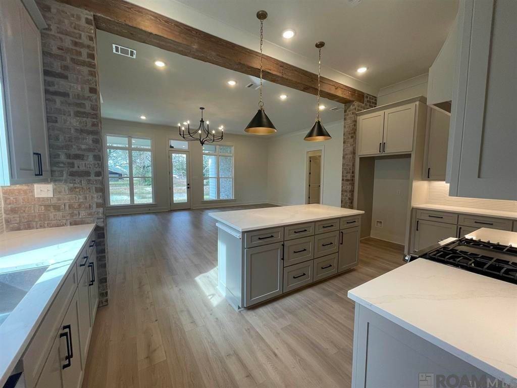 1119 Camelia Way - Photo 7 of 27