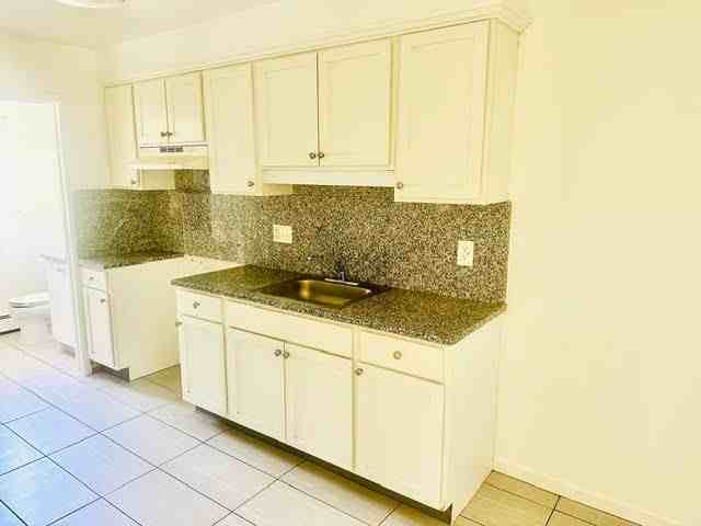 133 Crocker Blvd - Photo 5 of 11