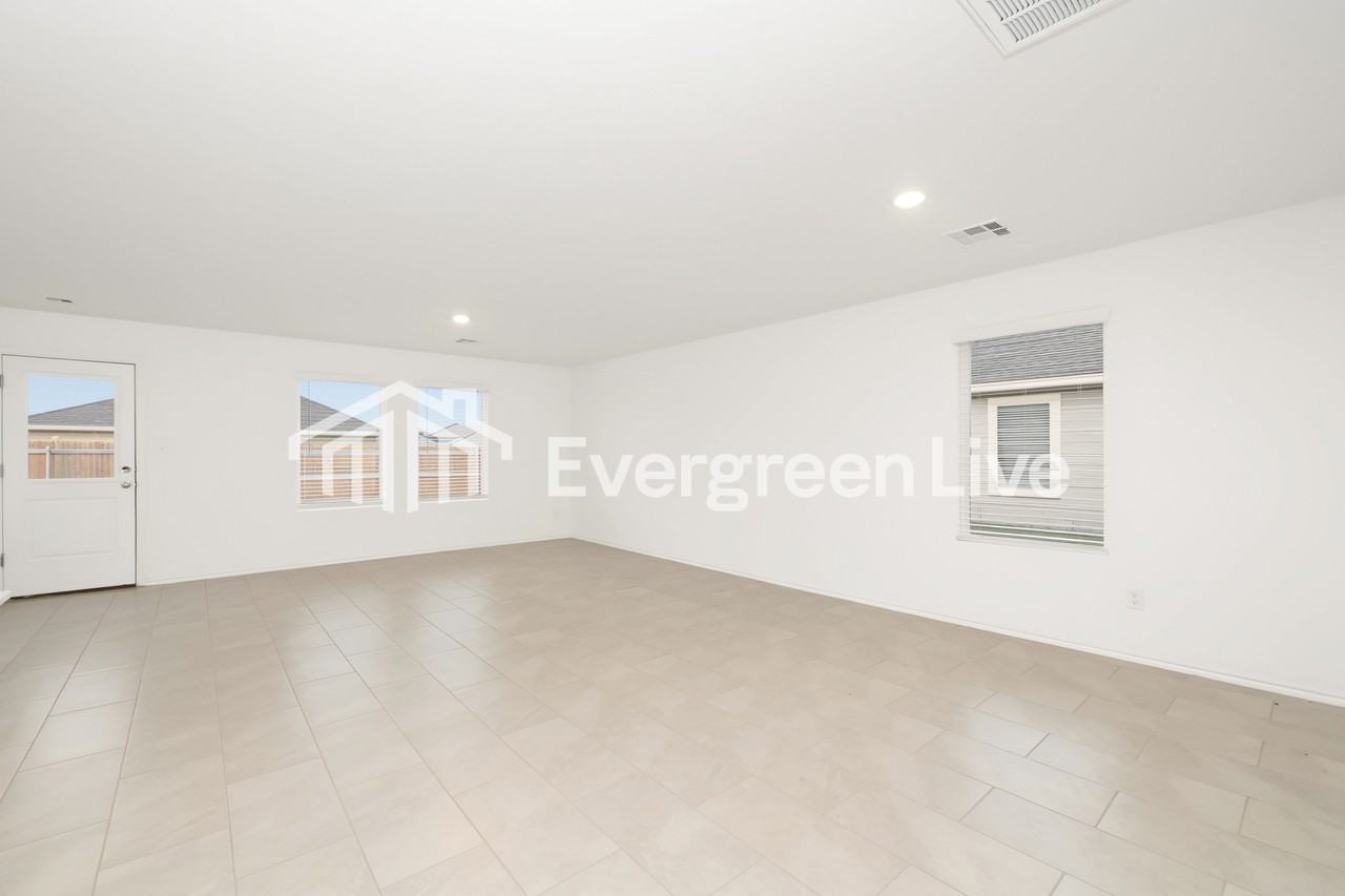 10924 Sw 22nd St - Photo 3 of 15