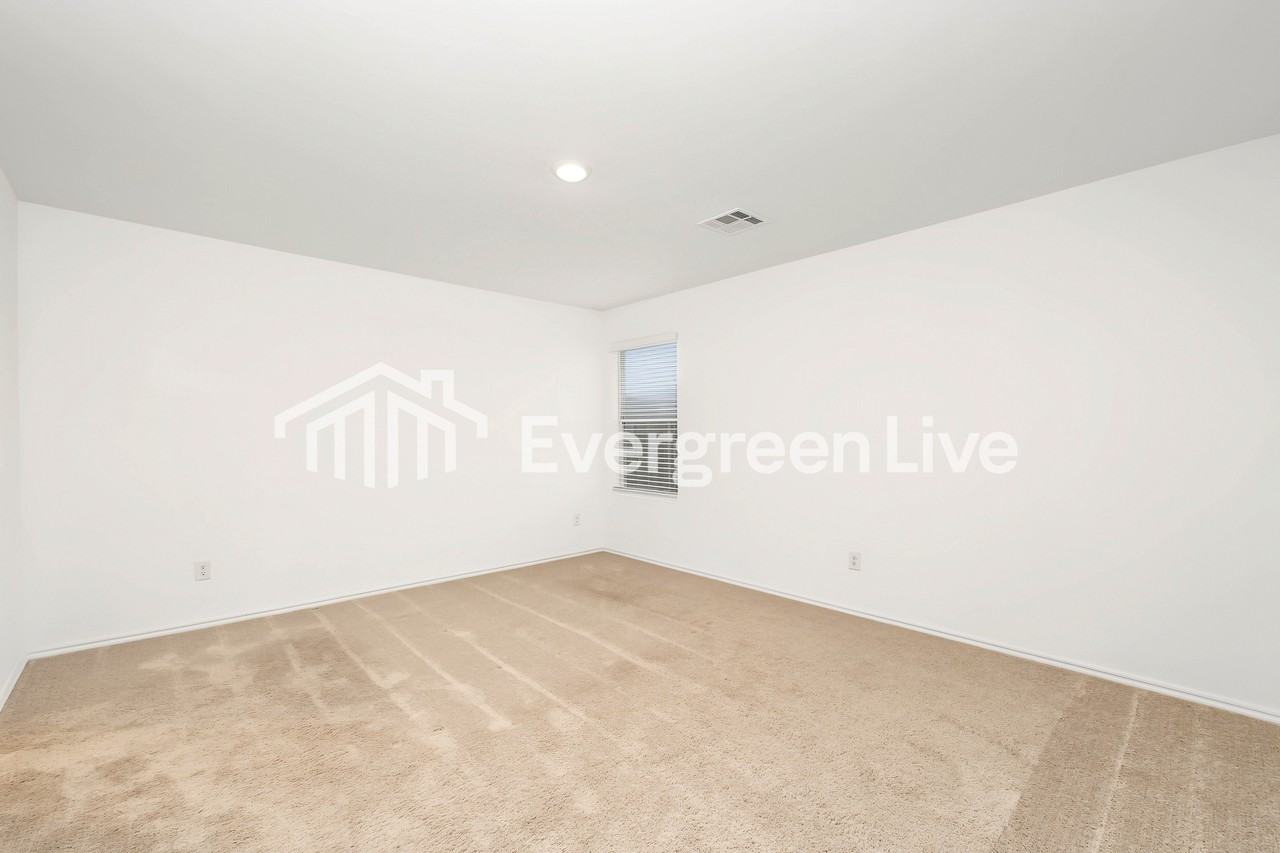 10924 Sw 22nd St - Photo 7 of 15