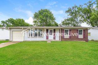 765 Sherwood Dr - Photo 1 of 1