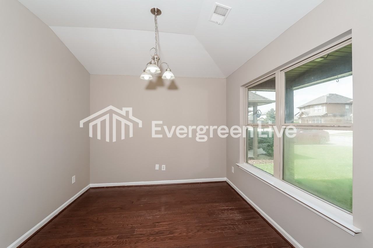 312 Union Station Way - Photo 5 of 14