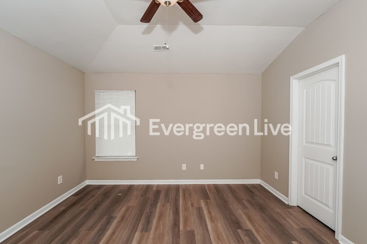 312 Union Station Way - Photo 7 of 14