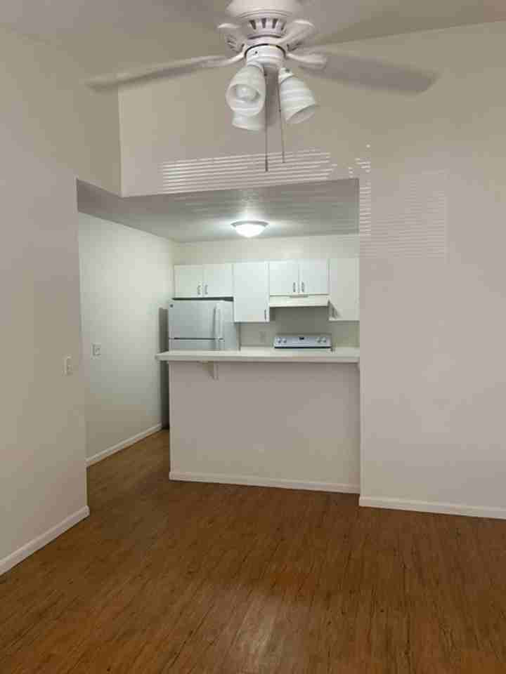 Woodfield Apartments - Photo 2 of 7