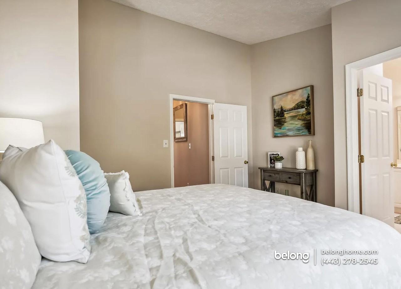 1227 Travis View Ct - Photo 5 of 18