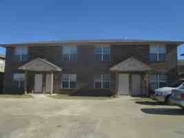 featured image of 3204 Hereford Ln