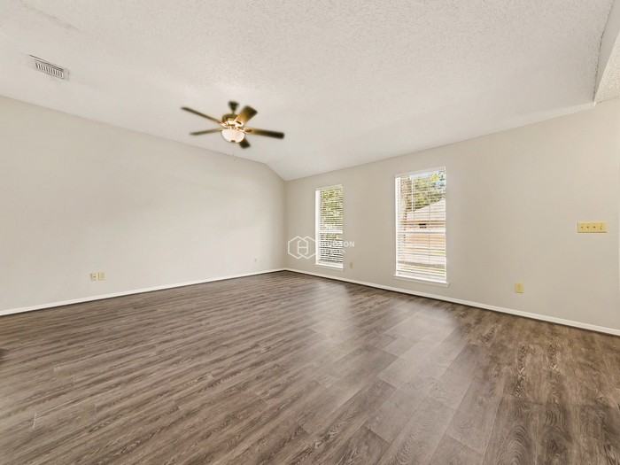 9415 Wallingham Dr - Photo 3 of 27