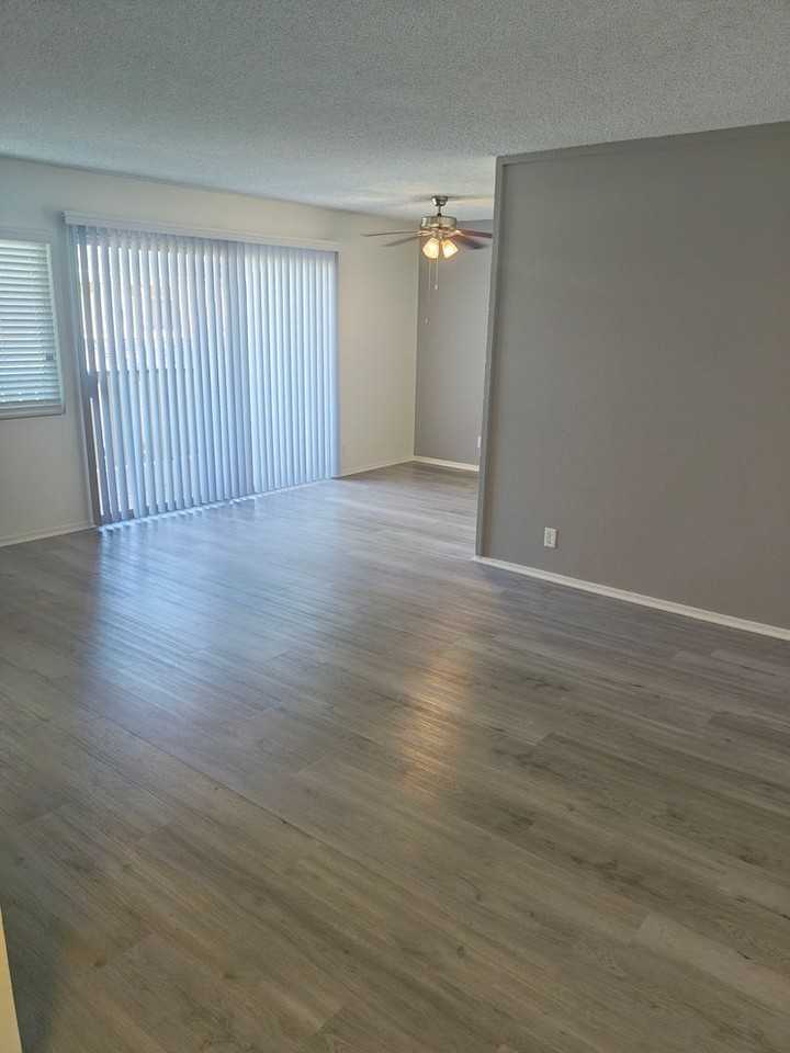 133 Santa Clara Apartments - Photo 5 of 41