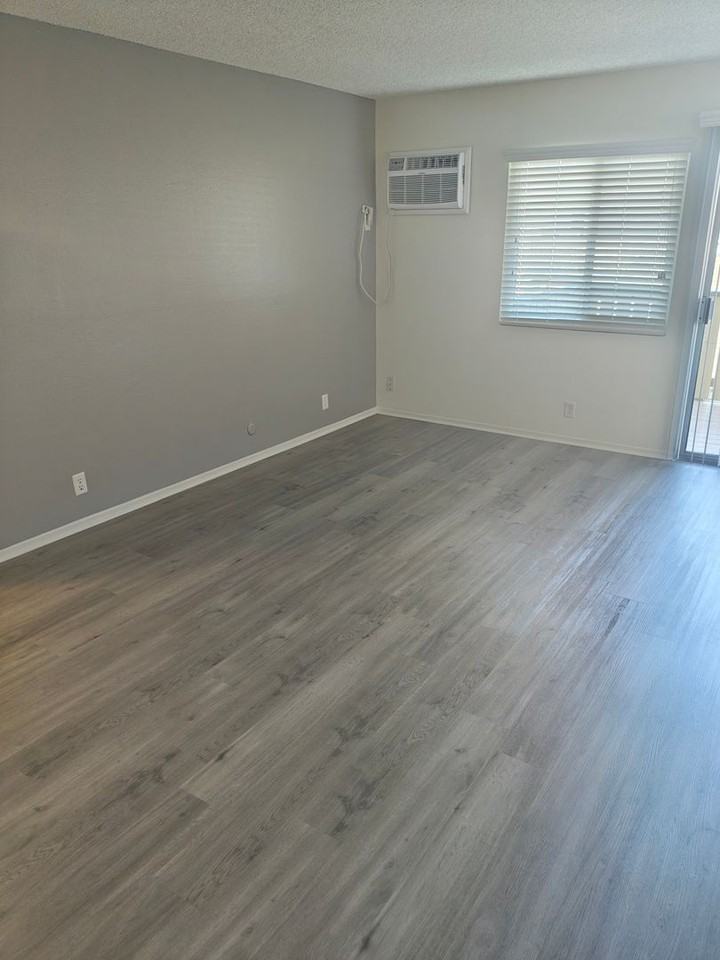 133 Santa Clara Apartments - Photo 6 of 41