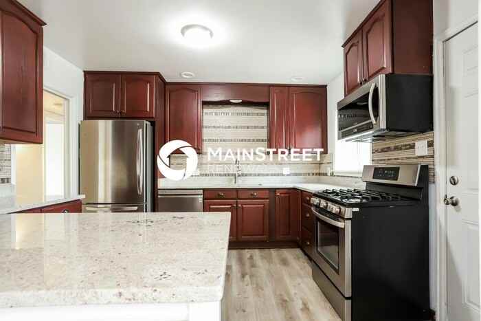 12735 E 13th Ave - Photo 5 of 16
