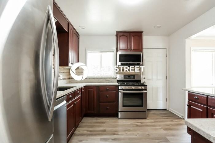 12735 E 13th Ave - Photo 6 of 16