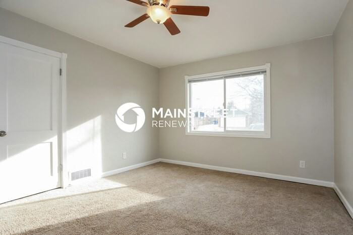 12735 E 13th Ave - Photo 7 of 16