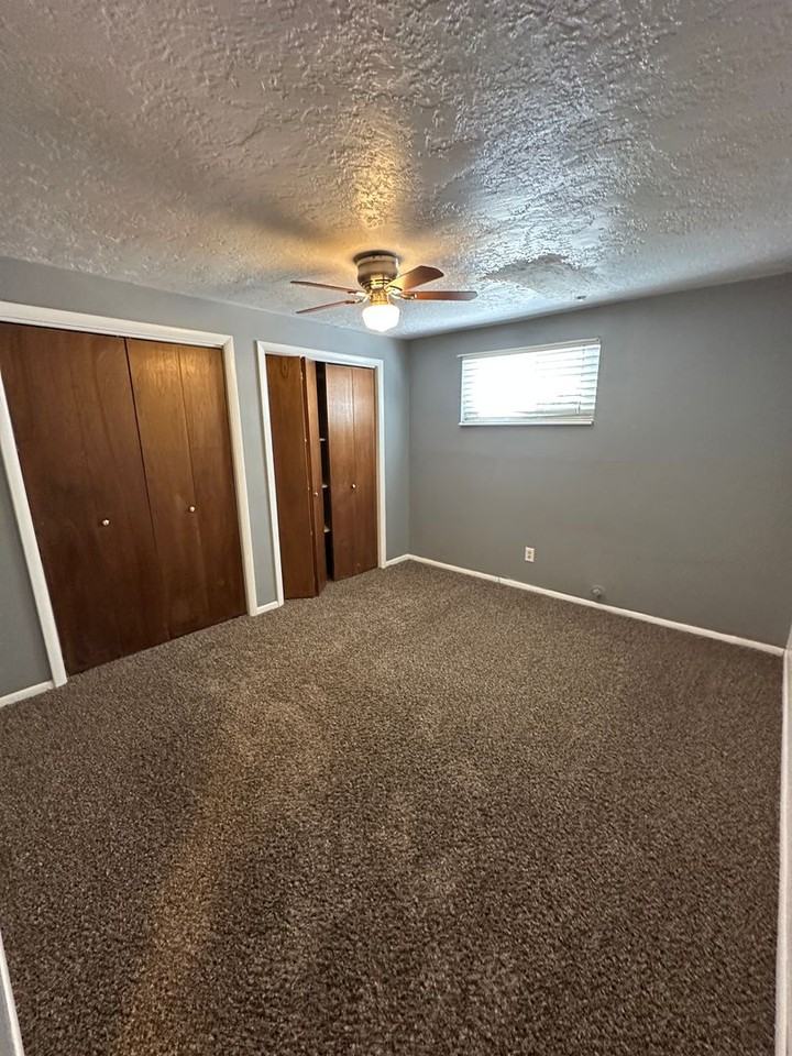 2269 W Skyview Dr - Photo 6 of 25