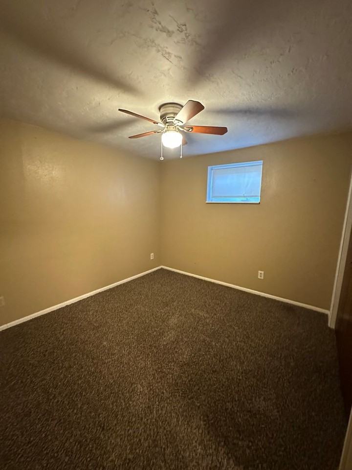 2269 W Skyview Dr - Photo 7 of 25