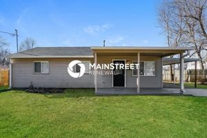 featured image of 4915 Seville Dr