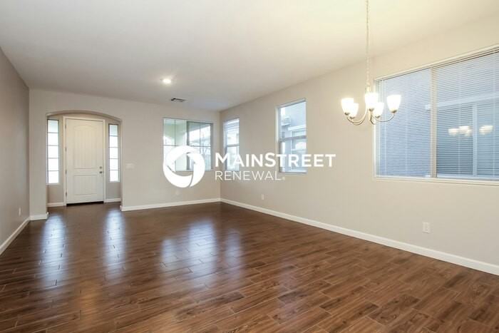 2822 S 95th Dr - Photo 4 of 16