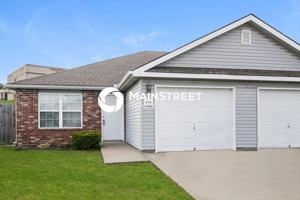 featured image of 209 Palmer Ct