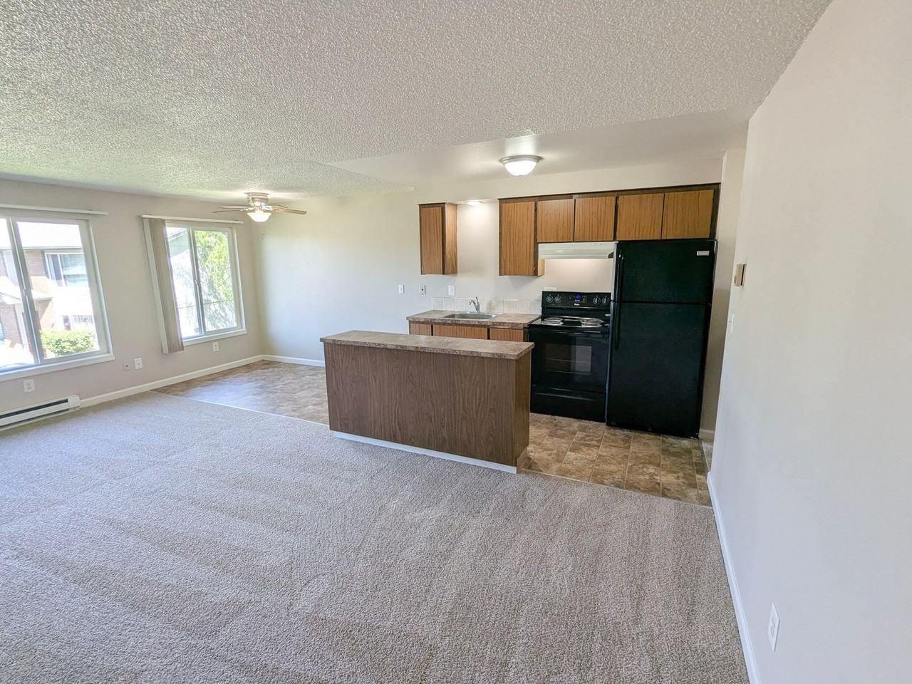 Apartment Complex ~ Murphy Manor - Photo 3 of 12