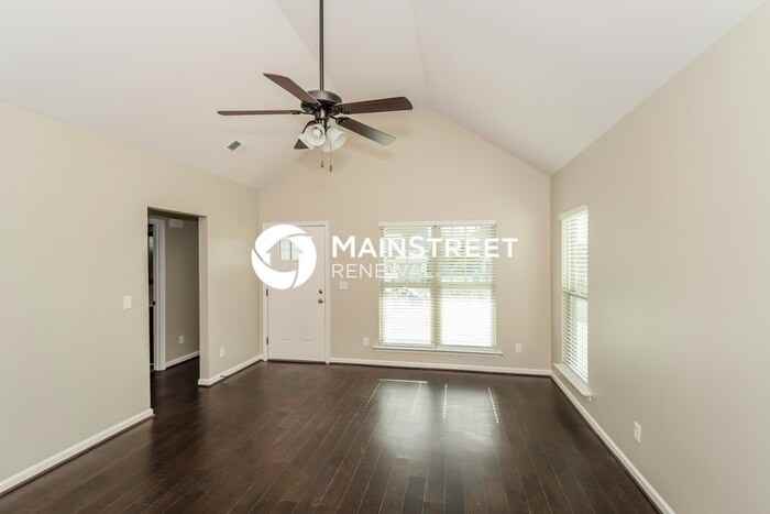 530 Briar Ridge Cir - Photo 5 of 16