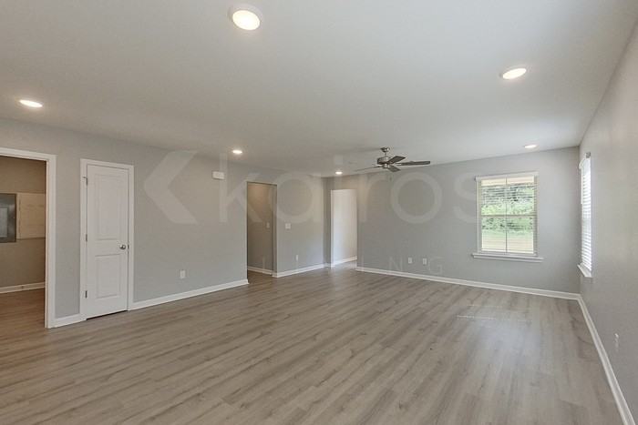 641 June St - Photo 4 of 21