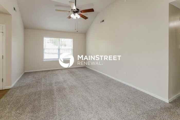 420 Se Alger Dr - Photo 2 of 16