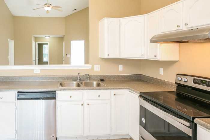 7143 Moon Ct - Photo 6 of 16