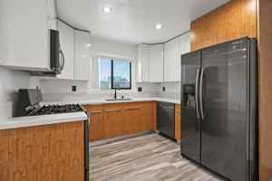 featured image of 830 Bartlett St #6