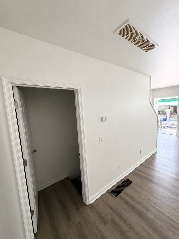 125 N Wilton St #NA - Photo 7 of 20