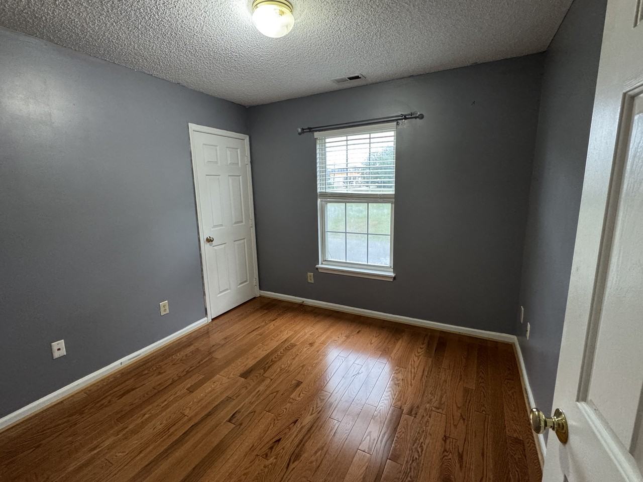 5400 Dorcas St #NA - Photo 3 of 18