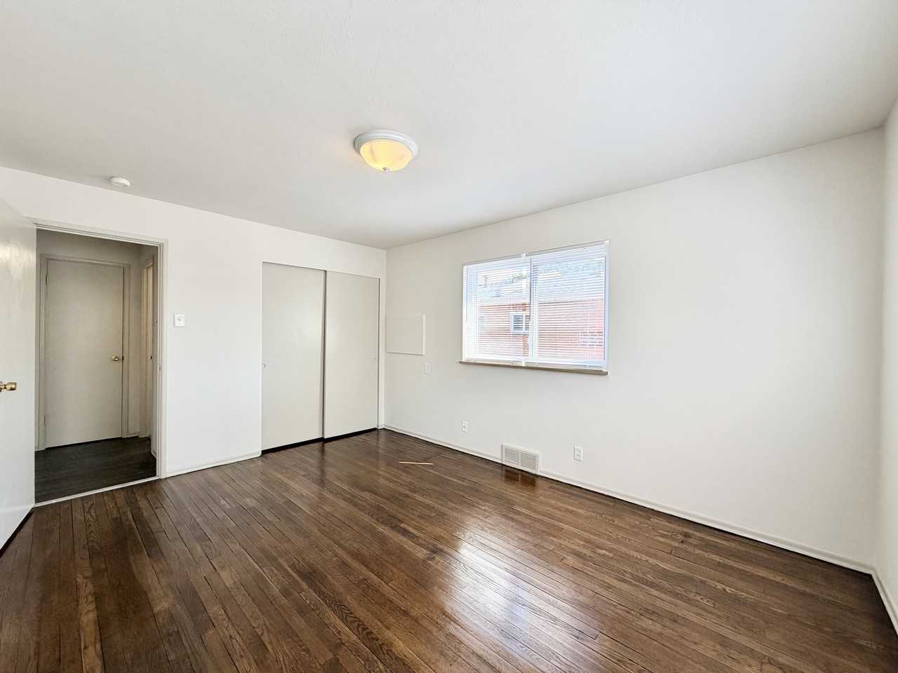 2815 Lemay Ferry Rd #D - Photo 4 of 10