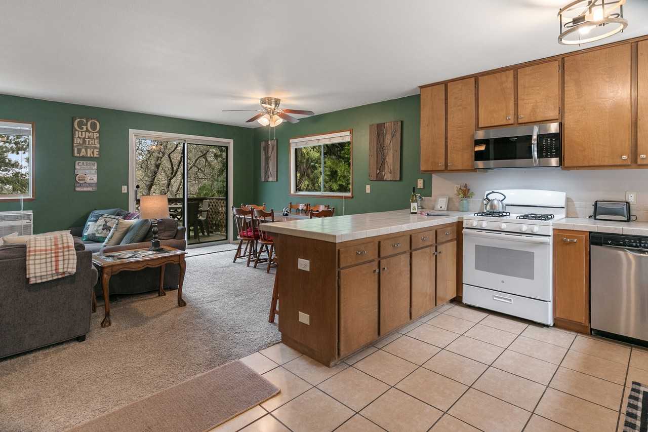 26412 Lake Forest Dr #NA - Photo 5 of 15