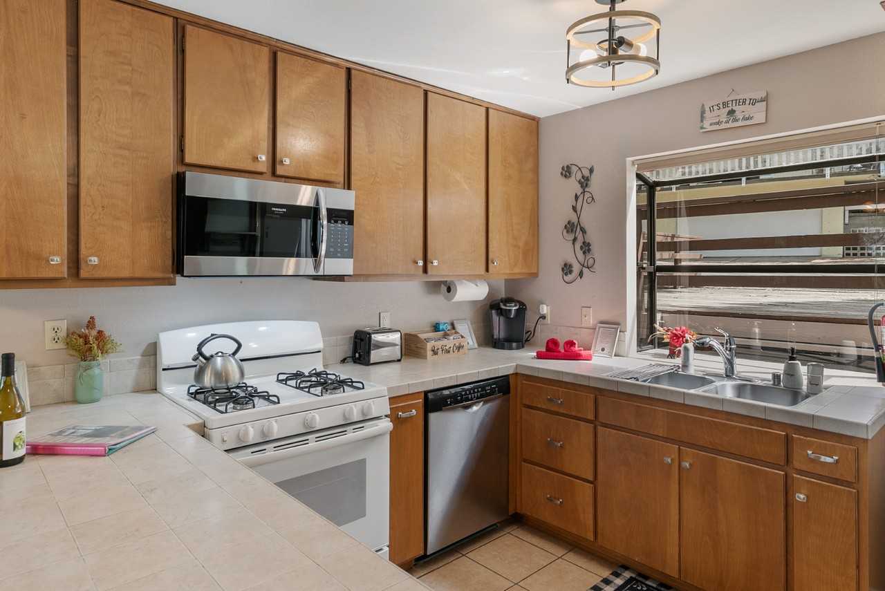 26412 Lake Forest Dr #NA - Photo 6 of 15