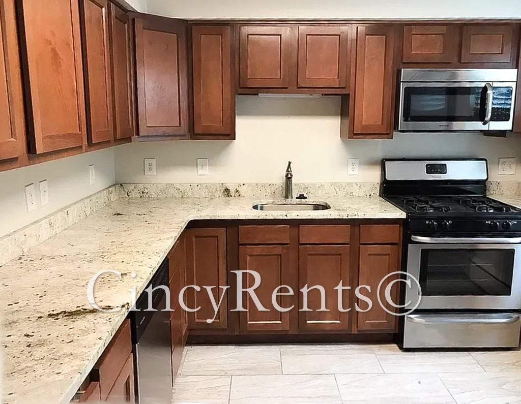 3024 Kinmont St #2 - Photo 7 of 18