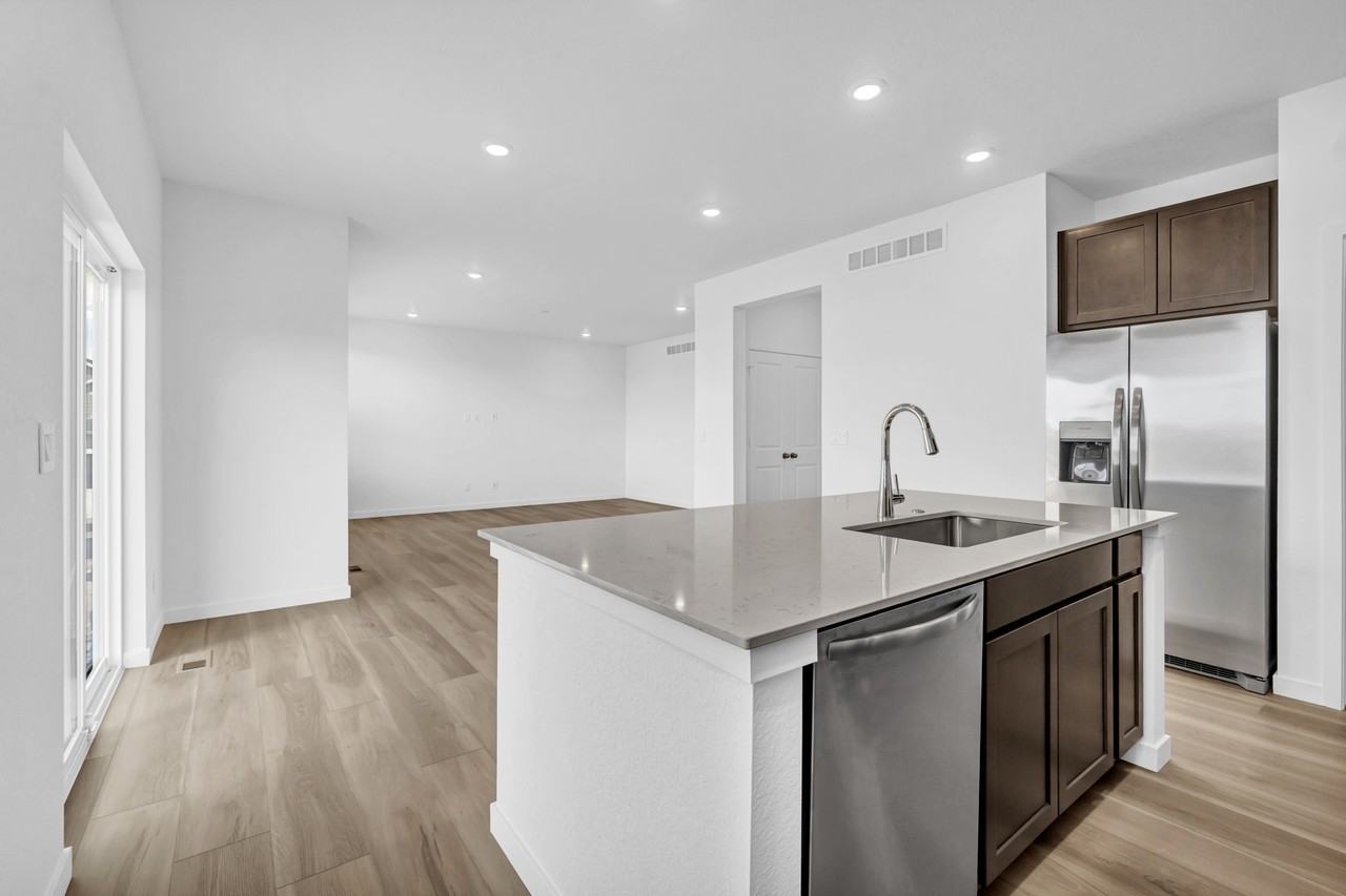10943 Snowdon St #NA - Photo 5 of 15