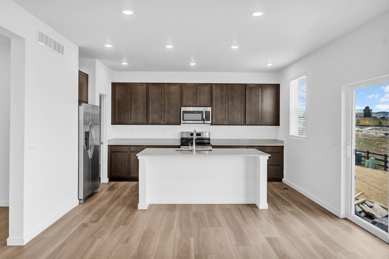 10943 Snowdon St #NA - Photo 6 of 15
