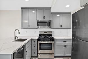 601 E Birch St #1B - Photo 1 of 1